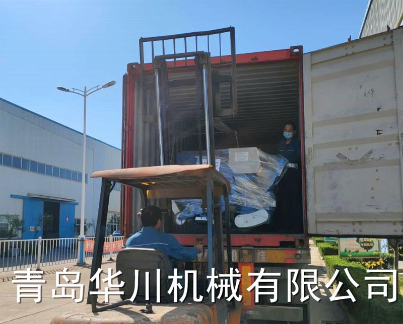 路面拋丸機設(shè)備裝車